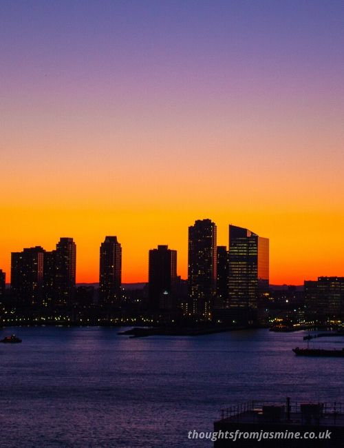 Photo of the New York skyline at sunset